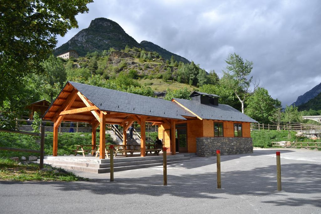 Camping Aneto Benasque Bagian luar foto